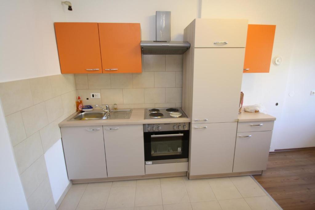 PUY Apartments Tena With Private Parking חדר תמונה